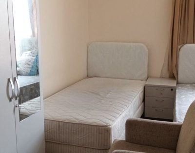 A Big Hall Room with Luxury Bed Space Available for Ladies in al Nahda