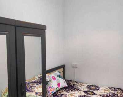 Partitions for couple ready to move in near mashreq metro