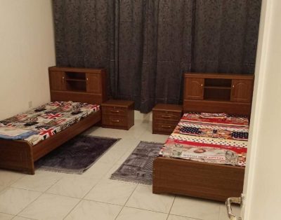 Executive bed space room for rent in  Bur Dubai