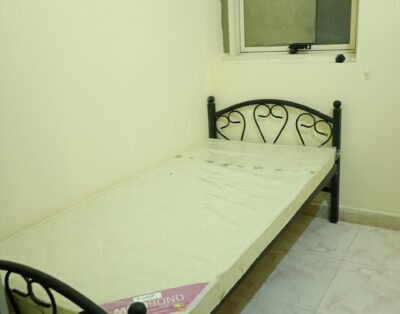 Comfortable partition room for rent in Al Falah Street