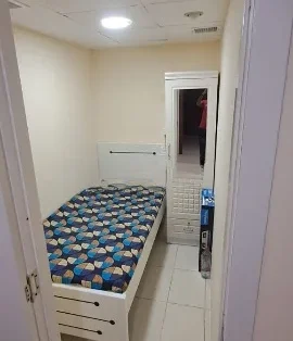 Comfortable partition room for rent in Bur Dubai