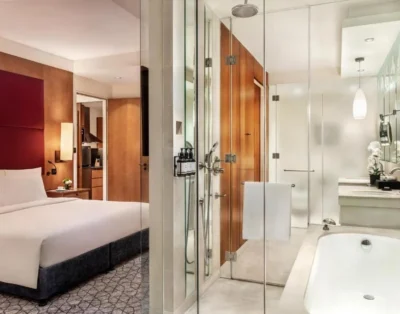 Two-bedroom apartment for rent in Sheikh Zayed Road